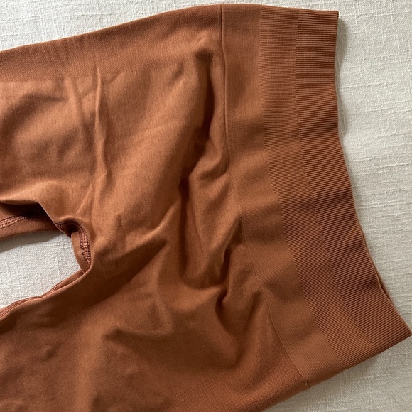 Alphalete amplify leggings size small - Picture 4 of 6